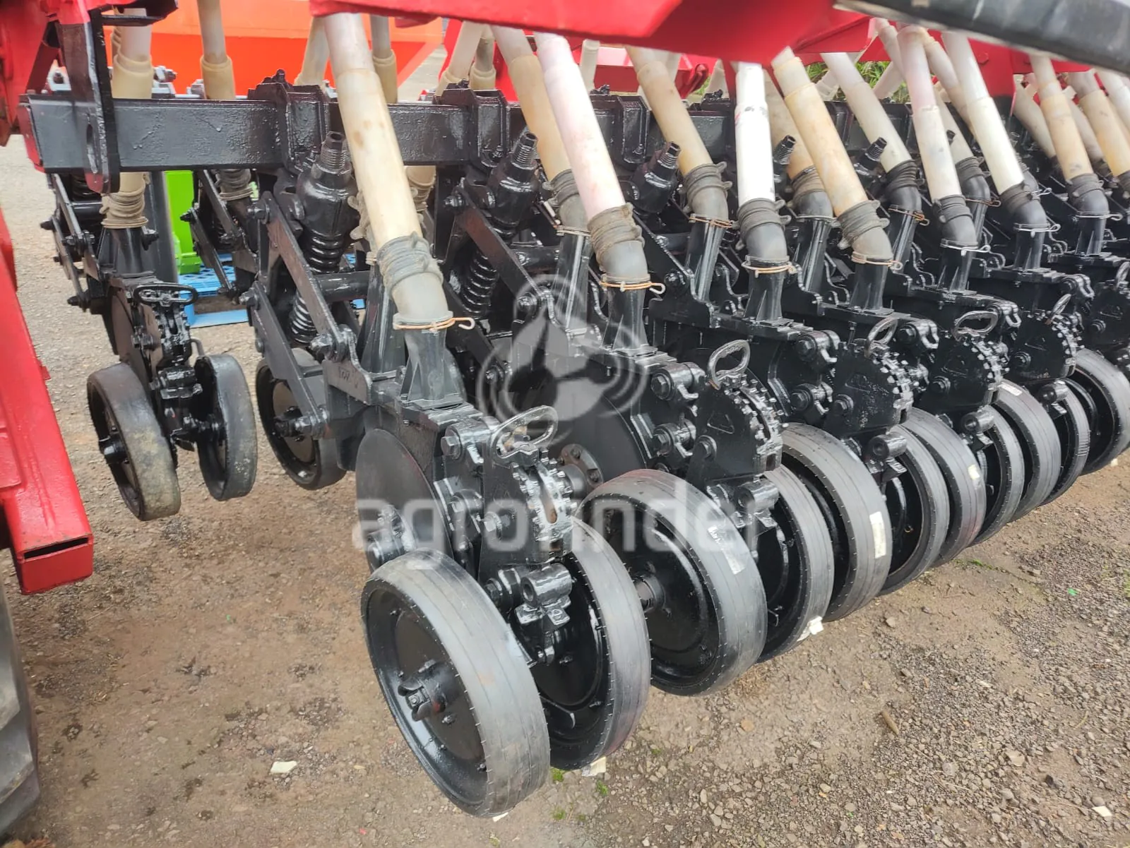 Plantadeira de inverno Semeato SSM 23 ano 2003 | agrofinder